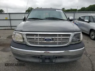 2002 Ford F-150 XL with VIN 1FTRX17202NA04247, listed as a Copart auction lot 58250605 with 279,432 mi miles and Clean title. Bid and sale history available at DreamBid. Image 5.