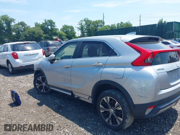 2018 Mitsubishi Eclipse Cross SE with VIN JA4AT5AA6JZ069587, listed as a IAAI auction lot 39903854 with 82,616 mi miles and . Bid and sale history available at DreamBid. Image 3.
