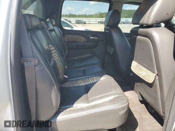 2008 Chevrolet Avalanche LT w/1LT with VIN 3GNEC12J78G281396, listed as a Copart auction lot 67716554 with 71,635 mi miles and Non Repairable. Bid and sale history available at carsss.com. Image 10.