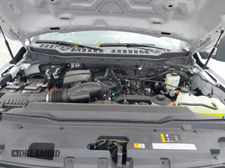 2024 Ford F-250 XL с VIN 1FT7X2BN5RED47418, выставлен на аукционе IAAI как лот 42049571 с пробегом 3 834 миль миль и . История ставок и продаж доступна на DreamBid. Изображение 10.