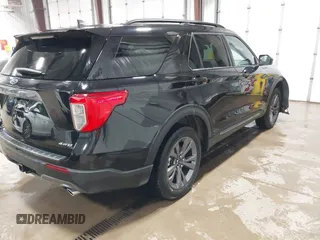 2023 Ford Explorer XLT с VIN 1FMSK8DH1PGB72486, выставлен на аукционе IAAI как лот 42349814 с пробегом 4 329 миль миль и . История ставок и продаж доступна на DreamBid. Изображение 4.