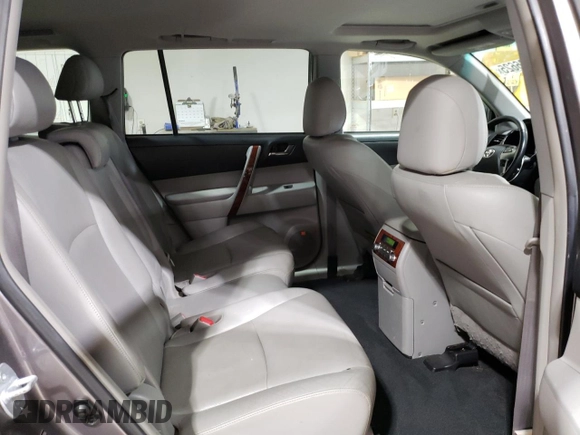 2011 Toyota Highlander Limited with VIN JTEDC3EH6B2001004, listed as a Copart auction lot 48986625 with 249,741 mi miles and Salvage title. Bid and sale history available at DreamBid. Image 11.
