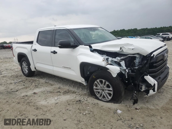 2024 Toyota Tundra 2WD SR5 with VIN 5TFLA5AB5RX035399, listed as a Copart auction lot 55404834 with 9,250 mi miles and Salvage Title. Bid and sale history available at carsss.com. Image 4.