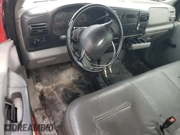 2007 Ford F-250 XL with VIN 1FTSF21P97EB07964, listed as a Copart auction lot 40119684 with 215,318 mi miles and Salvage Title. Bid and sale history available at DreamBid. Image 8.