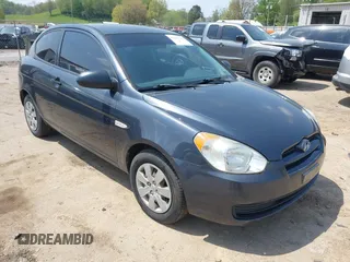 2009 Hyundai Accent Auto GS with VIN KMHCM36C39U125337, listed as a IAAI auction lot 42141943 with 126,171 mi miles and . Bid and sale history available at DreamBid. Image 1.