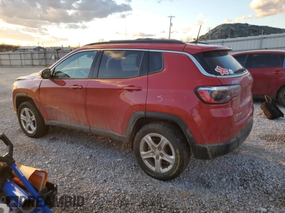2023 Jeep Compass Latitude with VIN 3C4NJDBN9PT521329, listed as a Copart auction lot 47095775 with 32,213 mi miles and Salvage Title. Bid and sale history available at DreamBid. Image 2.
