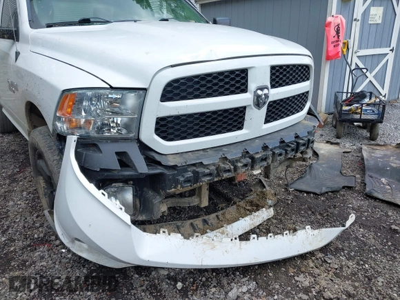 2016 Ram 1500 Express with VIN 1C6RR7FT9GS419672, listed as a IAAI auction lot 42253522 with 106,254 mi miles and . Bid and sale history available at DreamBid. Image 6.