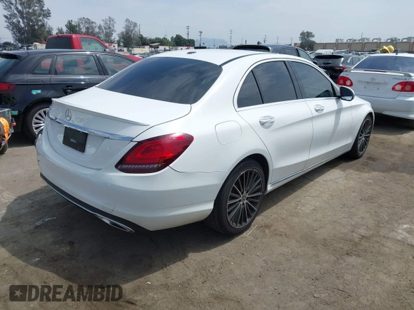 2020 Mercedes-Benz C 300 with VIN 55SWF8DB8LU324658, listed as a IAAI auction lot 42034783 with 71,467 mi miles and . Bid and sale history available at DreamBid. Image 4.