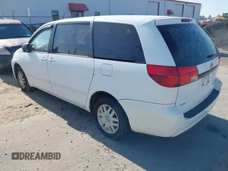 2004 Toyota Sienna CE with VIN 5TDZA23C44S007106, listed as a IAAI auction lot 42077667 with 201,895 mi miles. Bid and sale history available at carsss.com. Image 3.