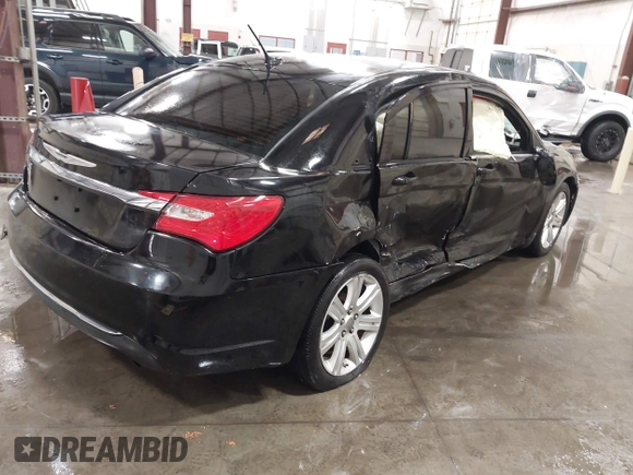 2014 Chrysler 200 Touring with VIN 1C3CCBBB3EN198117, listed as a IAAI auction lot 41999090 with 144,257 mi miles. Bid and sale history available at carsss.com. Image 4.