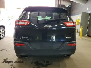 2015 Jeep Cherokee Latitude with VIN 1C4PJMCS6FW795643, listed as a Copart auction lot 56276355 with 152,208 mi miles and Clean Title. Bid and sale history available at DreamBid. Image 6.