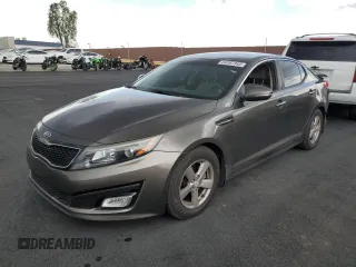 2015 Kia Optima LX z VIN 5XXGM4A70FG364660, wystawiony jako Copart lot #59767345 z przebiegiem 97 245 mil mil oraz Szkoda całkowita • Salvage title. Historia ofert i sprzedaży dostępna na DreamBid. Obrazek 1.