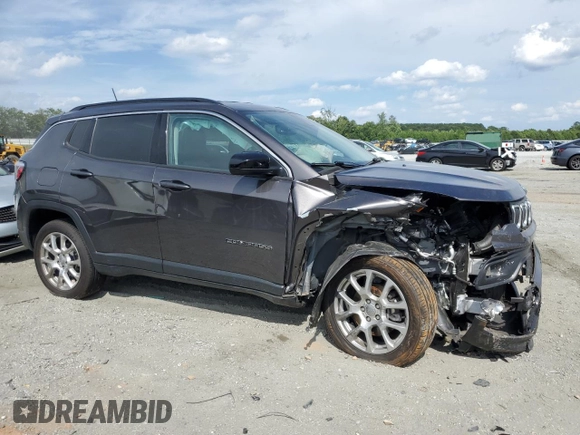 2022 Jeep Compass Latitude Lux with VIN 3C4NJDFB7NT133447, listed as a Copart auction lot 60319595 with Not provided miles and Salvage title. Bid and sale history available at DreamBid. Image 4.