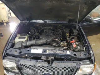 2002 Ford Ranger XL z VIN 1FTZR15E42PB26475, wystawiony jako Copart lot #42583595 z przebiegiem 272 579 mil mil oraz Szkoda całkowita • Salvage title. Historia ofert i sprzedaży dostępna na DreamBid. Obrazek 11.