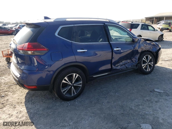 2017 Nissan Rogue SL with VIN JN8AT2MV9HW025196, listed as a Copart auction lot 43912005 with 120,507 mi miles and Salvage Title. Bid and sale history available at carsss.com. Image 3.