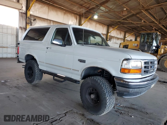 1993 Ford Bronco Custom with VIN 1FMEU15H4PLA36423, listed as a Copart auction lot 49184115 with 203,042 mi miles and Salvage Title. Bid and sale history available at carsss.com. Image 4.