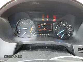 2019 Ford Explorer XLT z VIN 1FM5K7D83KGB28747, wystawiony jako Copart lot #71127864 z przebiegiem 127 986 mil mil oraz Szkoda całkowita • Salvage title. Historia ofert i sprzedaży dostępna na DreamBid. Obrazek 9.
