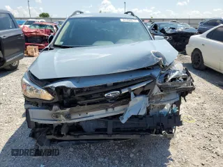 2020 Subaru Crosstrek Premium with VIN JF2GTAPC7L8216236, listed as a Copart auction lot 61494615 with 47,042 mi miles and Salvage title. Bid and sale history available at DreamBid. Image 5.