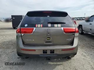 2012 Lincoln MKX z VIN 2LMDJ6JK9CBL16548, wystawiony jako Copart lot #58711215 z przebiegiem 159 663 mil mil oraz Tytuł czysty. Historia ofert i sprzedaży dostępna na DreamBid. Obrazek 6.
