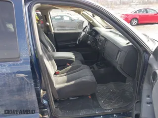 2004 Dodge Dakota SLT with VIN 1D7HG48N24S680151, listed as a IAAI auction lot 41620040 with 96,447 mi miles. Bid and sale history available at carsss.com. Image 5.