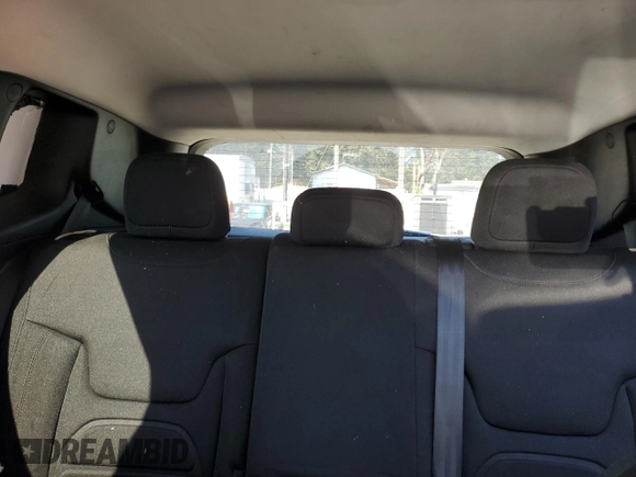 2021 Jeep Renegade Islander with VIN ZACNJDBB7MPN09945, listed as a Copart auction lot 54352035 with 133,500 mi miles and Clean title. Bid and sale history available at DreamBid. Image 10.