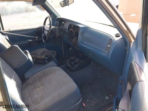 1996 Ford Ranger XL with VIN 1FTCR14UXTPB22009, listed as a IAAI auction lot 41453573 with 192,003 mi miles. Bid and sale history available at carsss.com. Image 5.