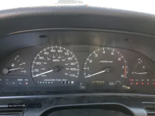 1993 Nissan 240SX SE Limited Edition z VIN JN1MS36P4PW314410, wystawiony jako Copart lot #46978135 z przebiegiem 189 289 mil mil oraz Szkody całkowita. Historia ofert i sprzedaży dostępna na DreamBid. Obrazek 9.