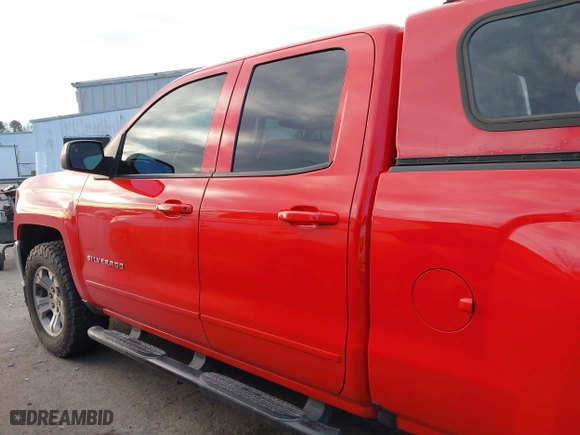 2018 Chevrolet Silverado 1500 LT with VIN 1GCVKREC3JZ170745, listed as a IAAI auction lot 41590416 with 124,577 mi miles. Bid and sale history available at carsss.com. Image 14.