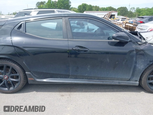 2019 Hyundai Veloster Turbo z VIN KMHTH6AB4KU011518, wystawiony jako IAAI lot #42037553 z przebiegiem 134 250 mil mil oraz . Historia ofert i sprzedaży dostępna na DreamBid. Obrazek 13.