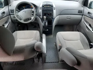 2010 Toyota Sienna CE with VIN 5TDKK4CCXAS323566, listed as a Copart auction lot 54738025 with 186,613 mi miles and Clean Title. Bid and sale history available at DreamBid. Image 8.