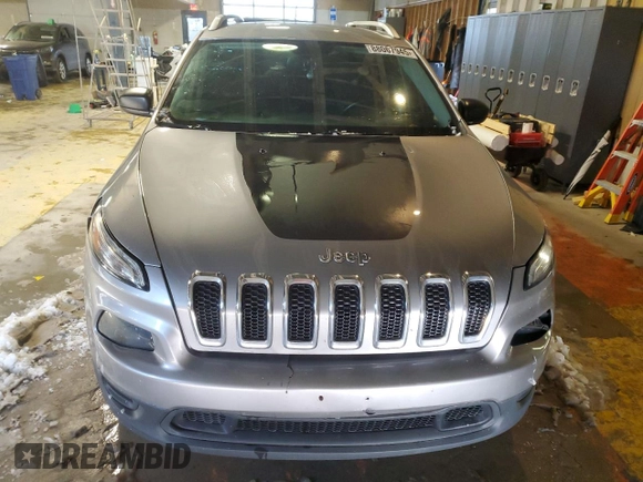 2017 Jeep Cherokee Sport with VIN 1C4PJMAB7HW563669, listed as a Copart auction lot 88067945 with 146,181 mi miles and Clean Title. Bid and sale history available at carsss.com. Image 5.