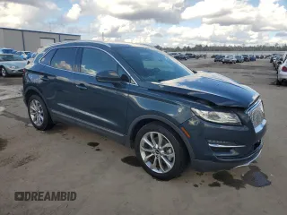 2019 Lincoln MKC Select with VIN 5LMCJ2C93KUL52056, listed as a Copart auction lot 85078844 with 68,863 mi miles and Salvage title. Bid and sale history available at DreamBid. Image 4.