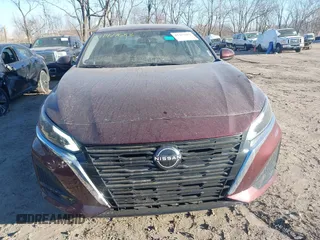 2023 Nissan Altima SV z VIN 1N4BL4DW5PN408860, wystawiony jako IAAI lot #41427683 z przebiegiem 12 248 mil mil oraz . Historia ofert i sprzedaży dostępna na DreamBid. Obrazek 12.