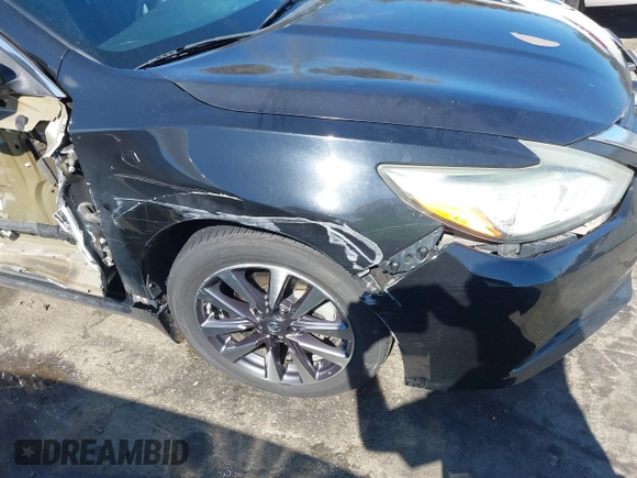 2016 Nissan Altima SR with VIN 1N4AL3AP5GC149964, listed as a IAAI auction lot 41878493 with 133,323 mi miles and . Bid and sale history available at carsss.com. Image 20.