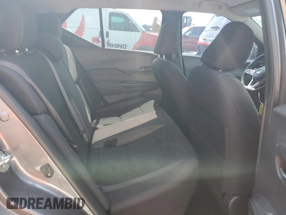 2020 Nissan Kicks SV with VIN 3N1CP5CV0LL519251, listed as a Copart auction lot 55970485 with 50,165 mi miles and Non repairable. Bid and sale history available at DreamBid. Image 11.