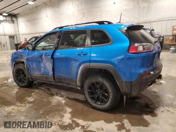 2022 Jeep Cherokee X with VIN 1C4PJMCX1ND526262, listed as a Copart auction lot 45555075 with 27,509 mi miles and Salvage title. Bid and sale history available at DreamBid. Image 2.