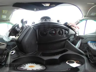 2019 Ford Transit Passenger XL z VIN 1FBZX2ZM2KKB63281, wystawiony jako IAAI lot #41859263 z przebiegiem 39 294 mil mil oraz . Historia ofert i sprzedaży dostępna na DreamBid. Obrazek 18.