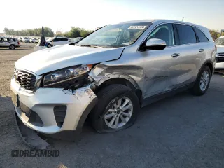 2019 Kia Sorento LX z VIN 5XYPG4A34KG566802, wystawiony jako Copart lot #65184604 z przebiegiem 85 969 mil mil oraz Szkoda całkowita • Salvage title. Historia ofert i sprzedaży dostępna na DreamBid. Obrazek 1.