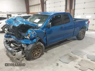 2008 Toyota Tundra 4WD Truck with VIN 5TBBV54198S521620, listed as a IAAI auction lot 41872448 with 250,904 mi miles. Bid and sale history available at carsss.com. Image 2.
