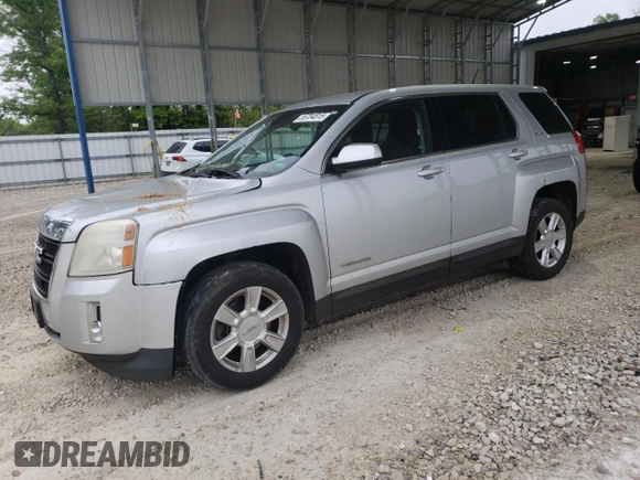 2013 GMC Terrain SLE z VIN 2GKALMEK4D6300221, wystawiony jako Copart lot #55784815 z przebiegiem 129 424 mil mil oraz Szkoda całkowita • Salvage title. Historia ofert i sprzedaży dostępna na DreamBid. Obrazek 1.