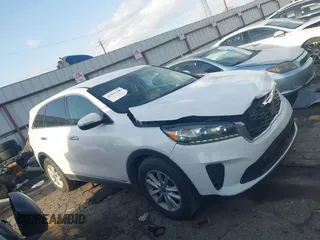 2019 Kia Sorento LX V6 with VIN 5XYPGDA54KG440649, listed as a IAAI auction lot 41843180 with 171,653 mi miles. Bid and sale history available at carsss.com. Image 13.