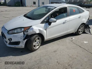 2019 Ford Fiesta SE z VIN 3FADP4BJ5KM132428, wystawiony jako Copart lot #52052975 z przebiegiem 60 188 mil mil oraz Szkoda całkowita • Salvage title. Historia ofert i sprzedaży dostępna na DreamBid. Obrazek 1.
