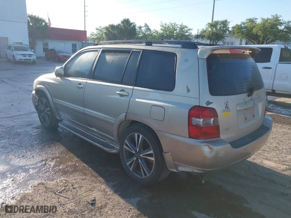 2006 Toyota Highlander w/3rd Row with VIN JTEDP21A160107112, listed as a IAAI auction lot 41885073 with 231,521 mi miles. Bid and sale history available at carsss.com. Image 3.