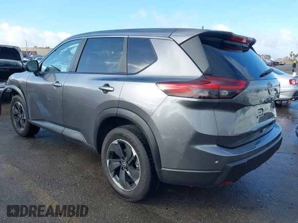 2025 Nissan Rogue SV with VIN JN8BT3BA5SW005433, listed as a IAAI auction lot 41547608 with 516 mi miles. Bid and sale history available at carsss.com. Image 3.