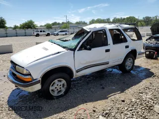 1999 Chevrolet Blazer Trailblazer с VIN 1GNDT13W1X2242994, выставлен на аукционе Copart как лот 61009094 с пробегом Не указан миль и На запчасти • Non repairable. История ставок и продаж доступна на DreamBid. Изображение 1.