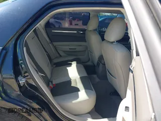 2008 Chrysler 300 Touring with VIN 2C3LA53G78H272475, listed as a IAAI auction lot 41998387 with 177,858 mi miles. Bid and sale history available at carsss.com. Image 8.