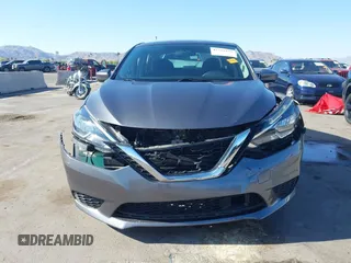 2019 Nissan Sentra SV z VIN 3N1AB7AP5KY312085, wystawiony jako IAAI lot #42311937 z przebiegiem 68 453 mil mil oraz . Historia ofert i sprzedaży dostępna na DreamBid. Obrazek 12.
