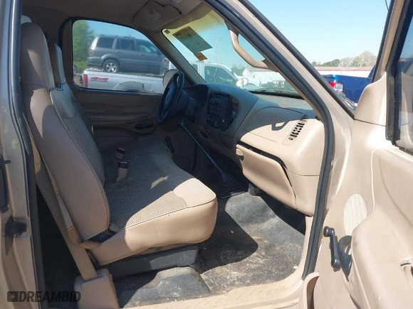 1998 Ford F-150 Standard with VIN 1FTZX1720WNB78292, listed as a IAAI auction lot 41881693 with 264,937 mi miles. Bid and sale history available at carsss.com. Image 5.