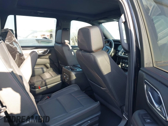 2023 Chevrolet Tahoe RST z VIN 1GNSCRKD3PR365659, wystawiony jako IAAI lot #41975472 z przebiegiem 42 264 mil mil oraz . Historia ofert i sprzedaży dostępna na DreamBid. Obrazek 8.