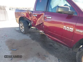 2017 Ram 1500 Outdoorsman z VIN 1C6RR7GT1HS677099, wystawiony jako IAAI lot #41796138 z przebiegiem 144 732 mil mil oraz . Historia ofert i sprzedaży dostępna na DreamBid. Obrazek 6.